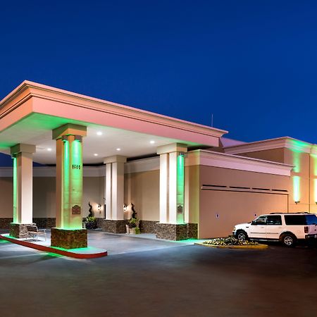 Holiday Inn Hotel & Suites Oklahoma City North By Ihg Exterior photo
