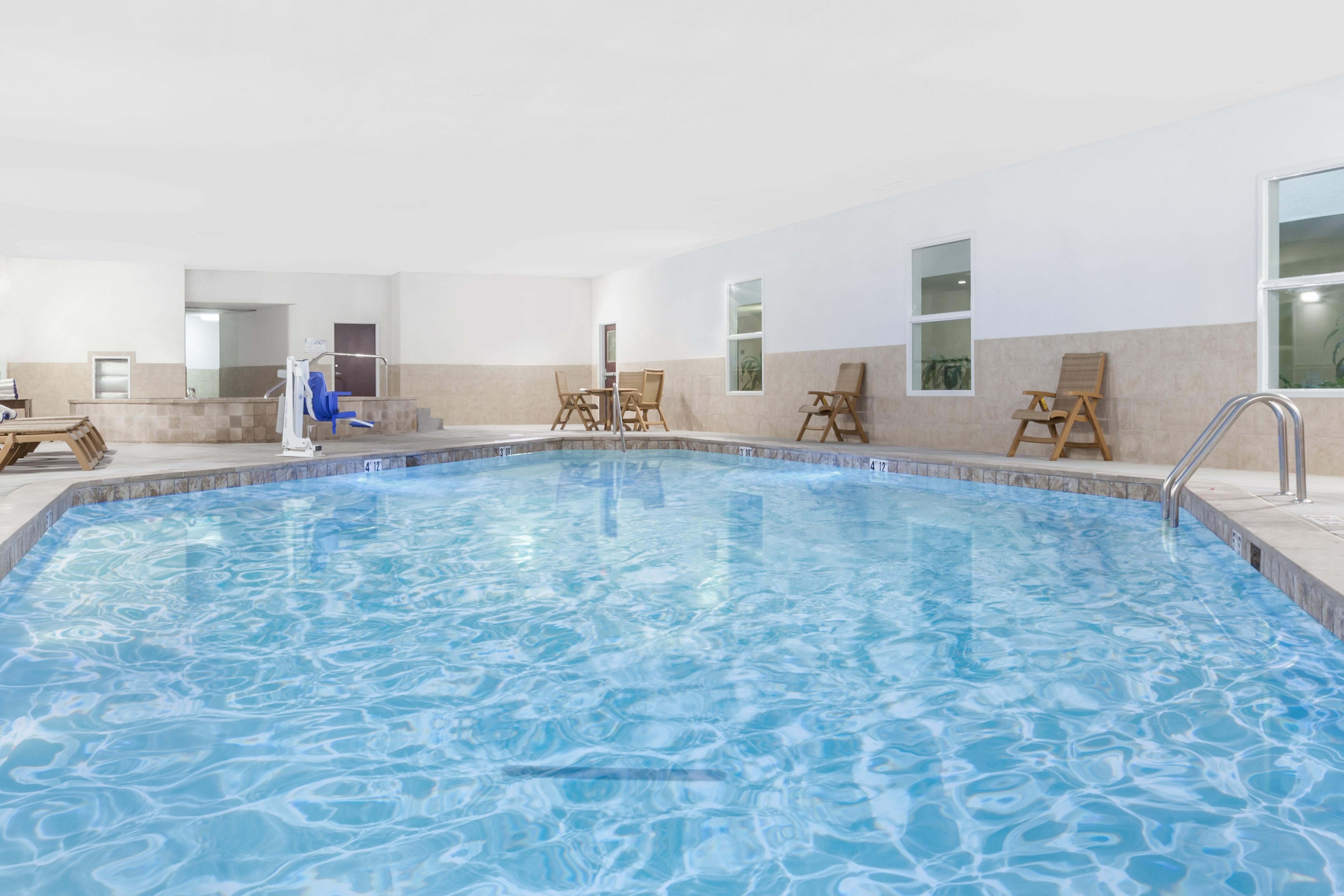 Holiday Inn Hotel & Suites Oklahoma City North By Ihg Exterior photo
