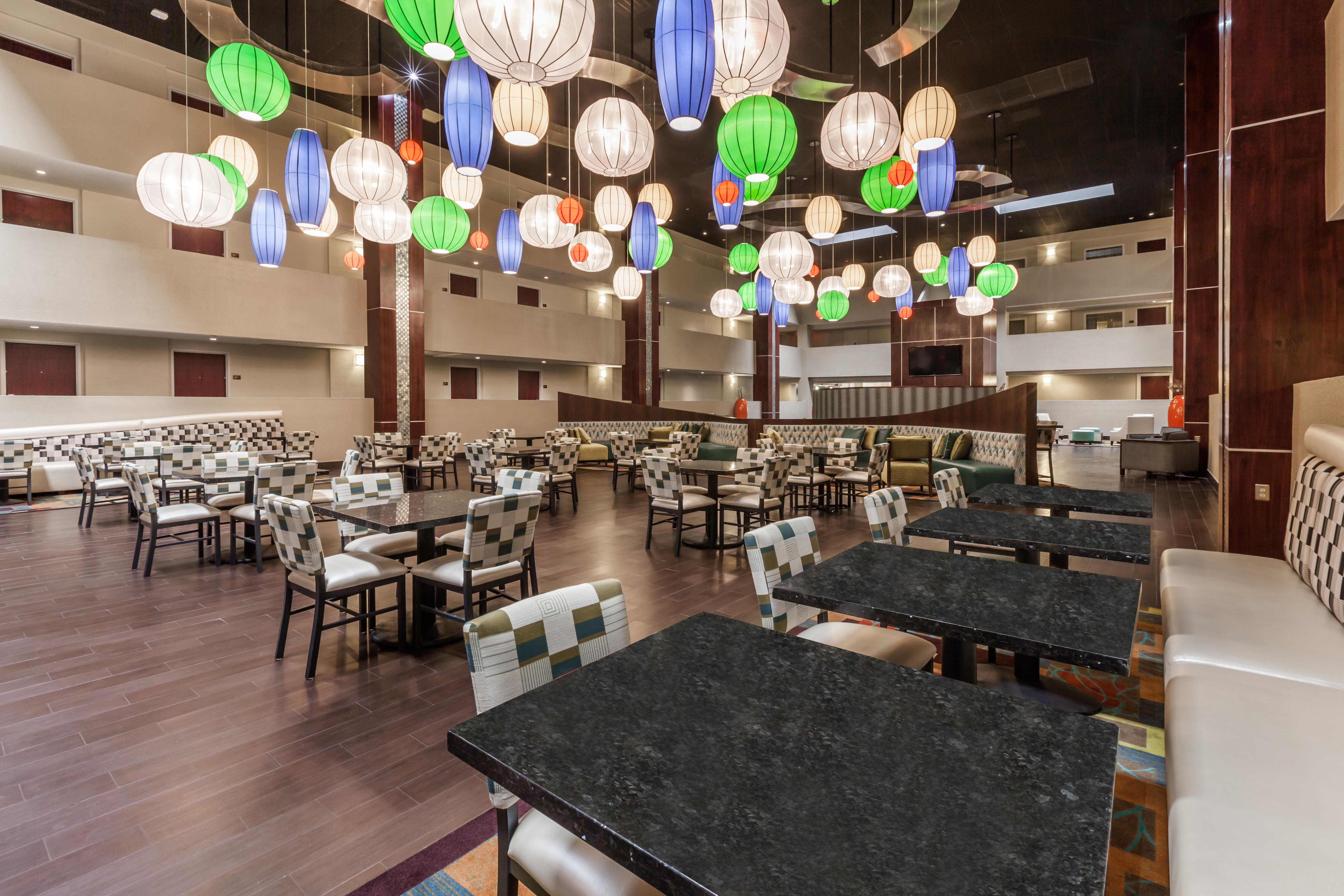 Holiday Inn Hotel & Suites Oklahoma City North By Ihg Exterior photo