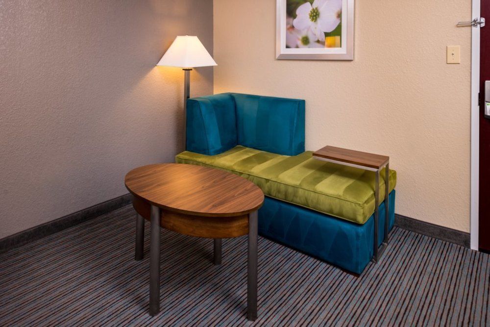 Holiday Inn Hotel & Suites Oklahoma City North By Ihg Exterior photo